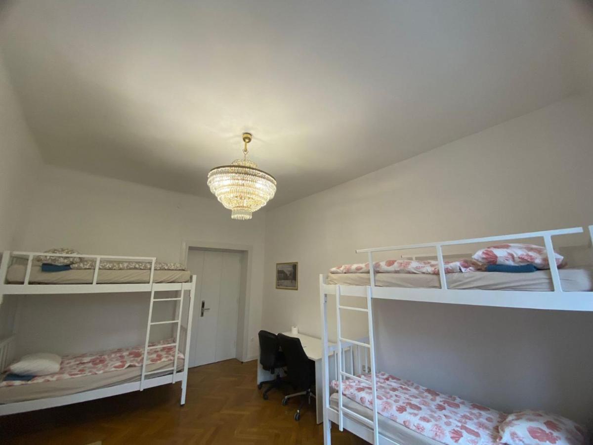 Rooms Miklosiceva Ljubljana Eksteriør bilde