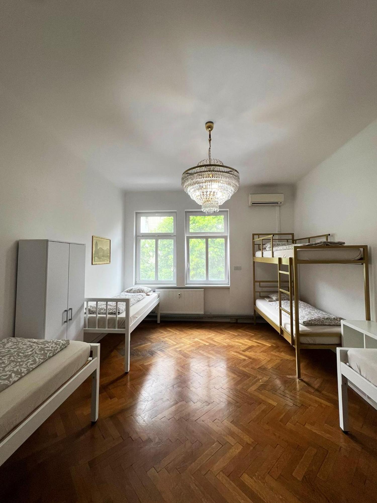 Rooms Miklosiceva Ljubljana Eksteriør bilde