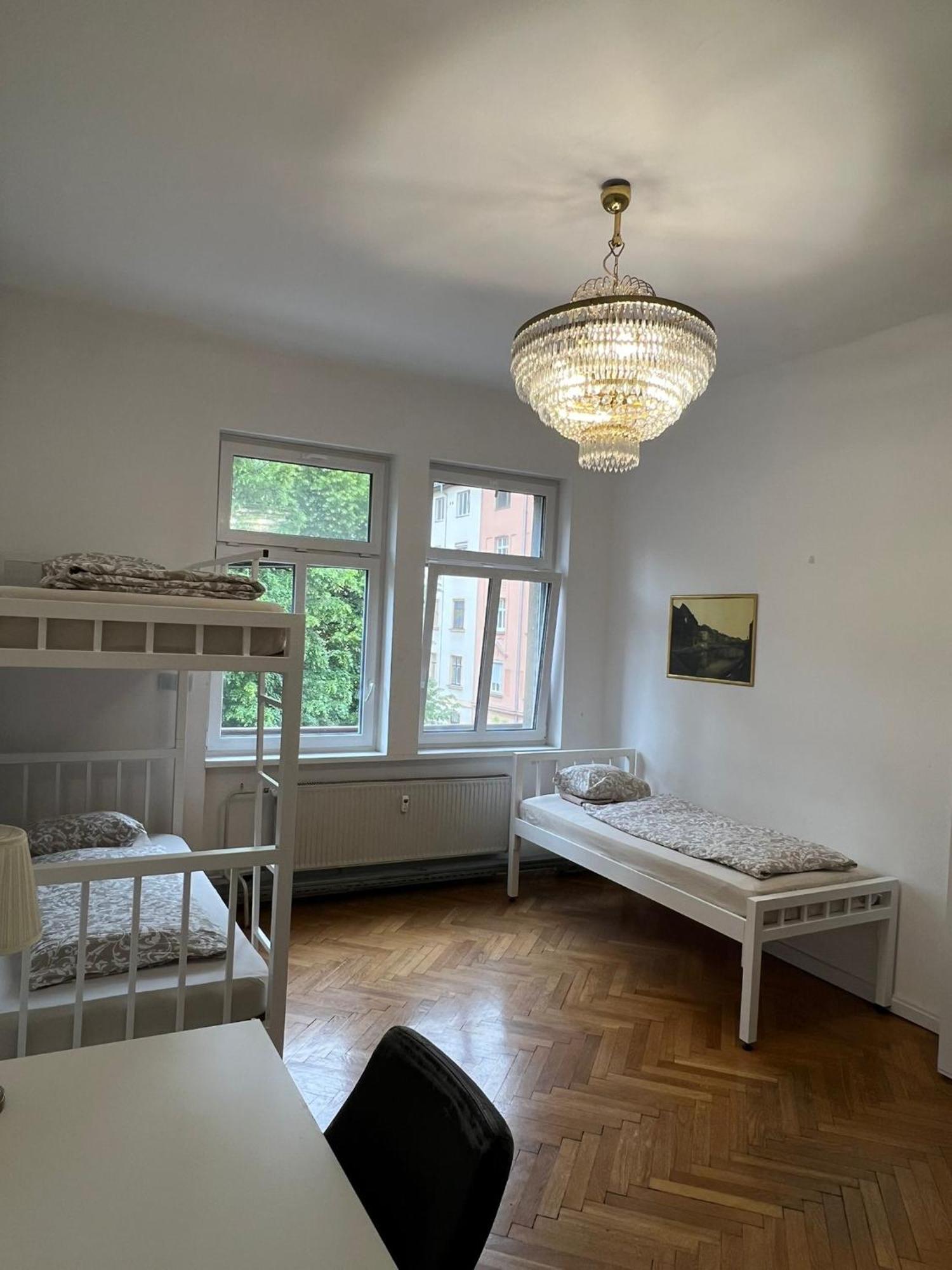 Rooms Miklosiceva Ljubljana Eksteriør bilde