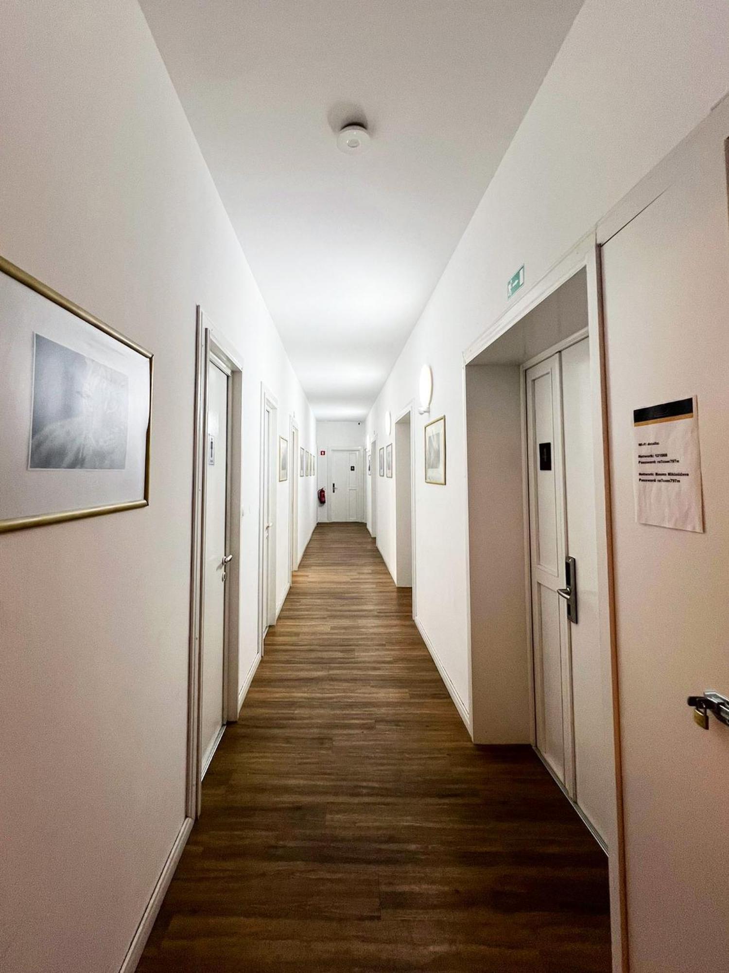 Rooms Miklosiceva Ljubljana Eksteriør bilde